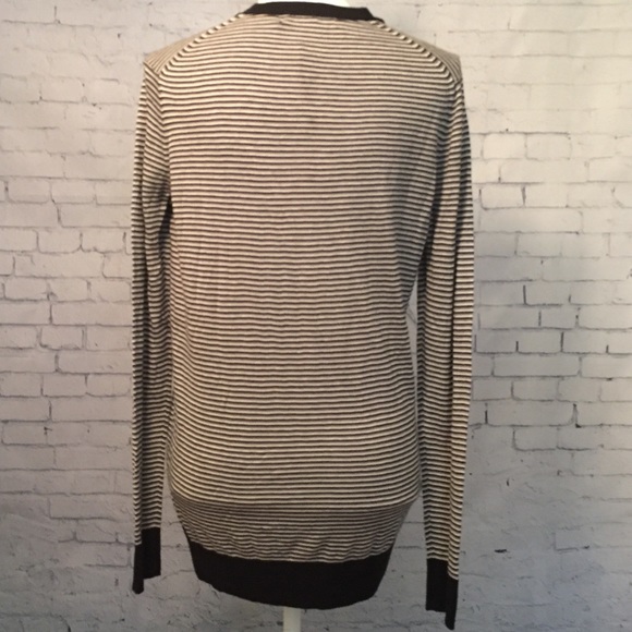 Treasure & Bond V-Neck Striped Lightweight Sweater - Picture 2 of 8
